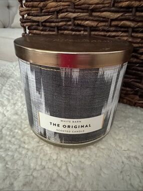 Retired Bath & Body Works 3 Wick Candle White Barn The Original